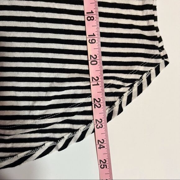 Abercrombie and Fitch Short Sleeve Striped T Shirt - Picture 8 of 10